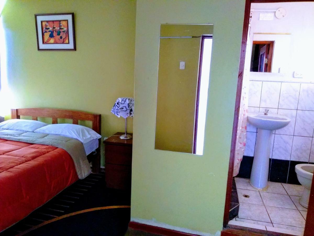 Casa Blanca Hospedaje Huamancaca Habitación foto